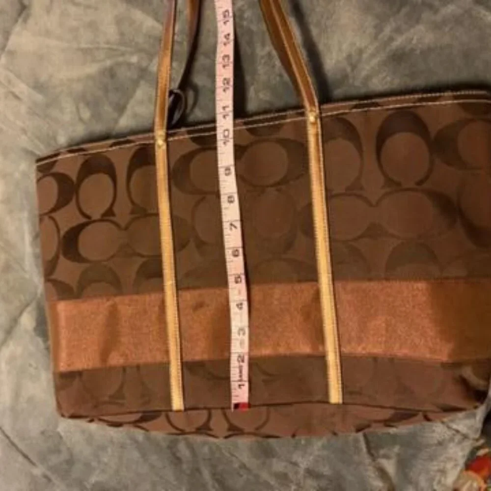 Coach tote bag in brown signature canvas